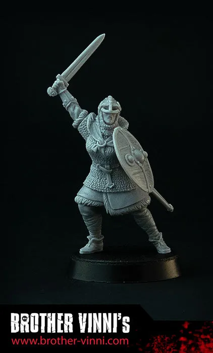 Brother Vinni shield maiden chief figurine 28mm casquée
