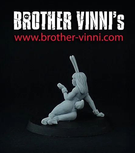 Brother Vinni Resting Bunny Girl figurine 28 mm allongée