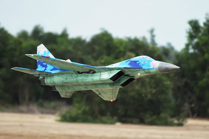 Black Horse BH185 MiG-29 jet RC 1635mm turbine 100-140N