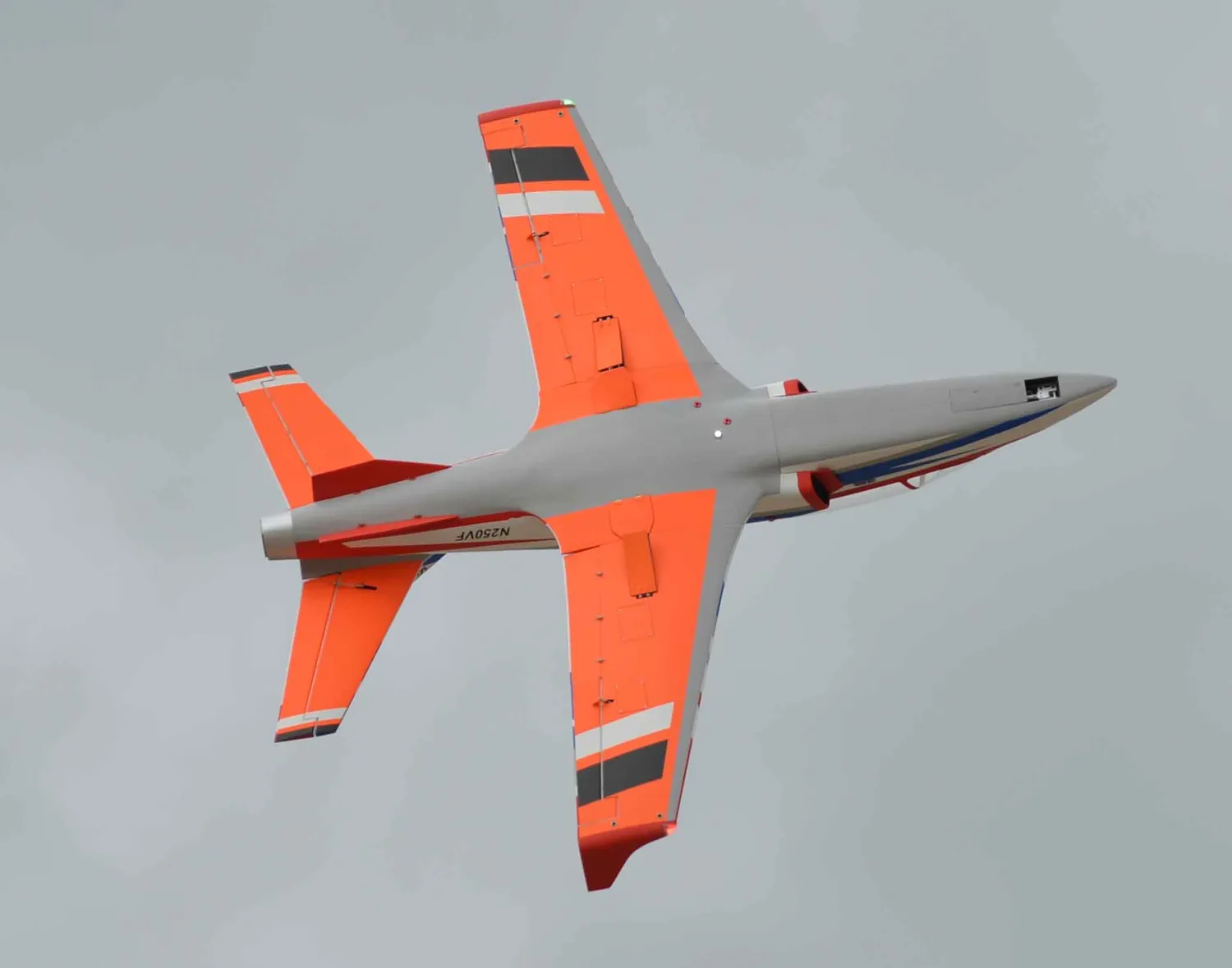 Black Horse Model BH191 Viper Jet avion RC turbine