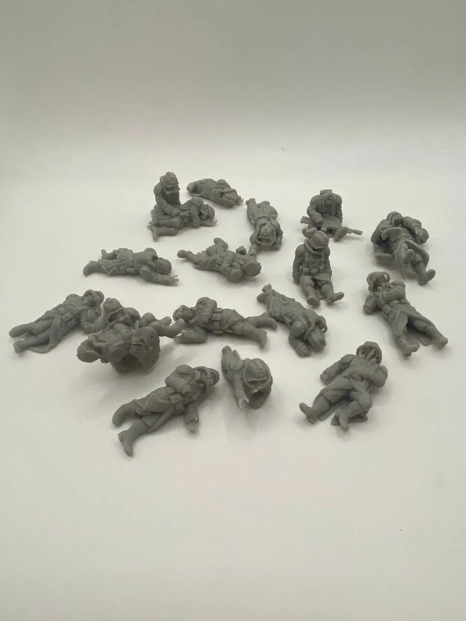 Epic Forge The Fallen set figurines soldats blessés