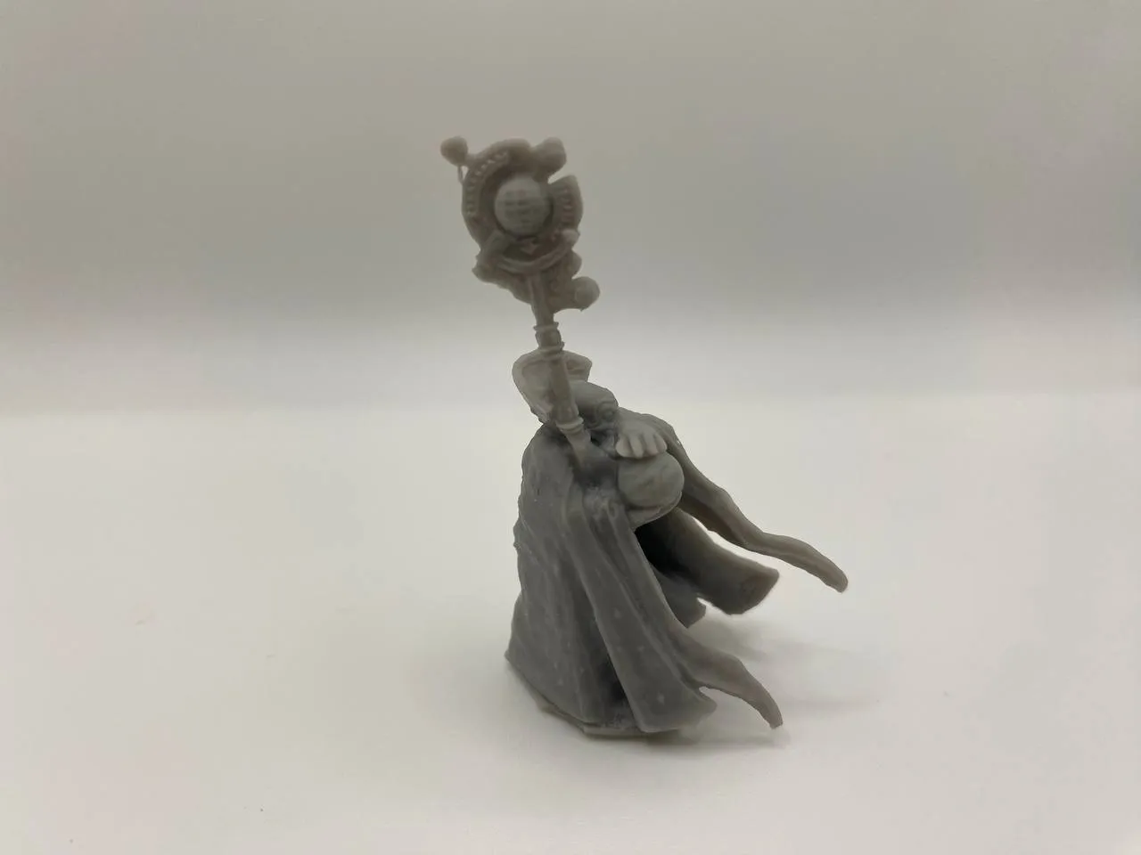 Epic Forge Acolyte Sombre figurine occulte