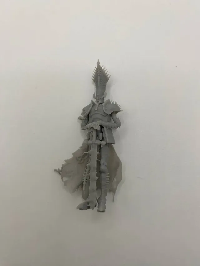 Epic Forge Spectre du Tribunal figurine résine spectrale