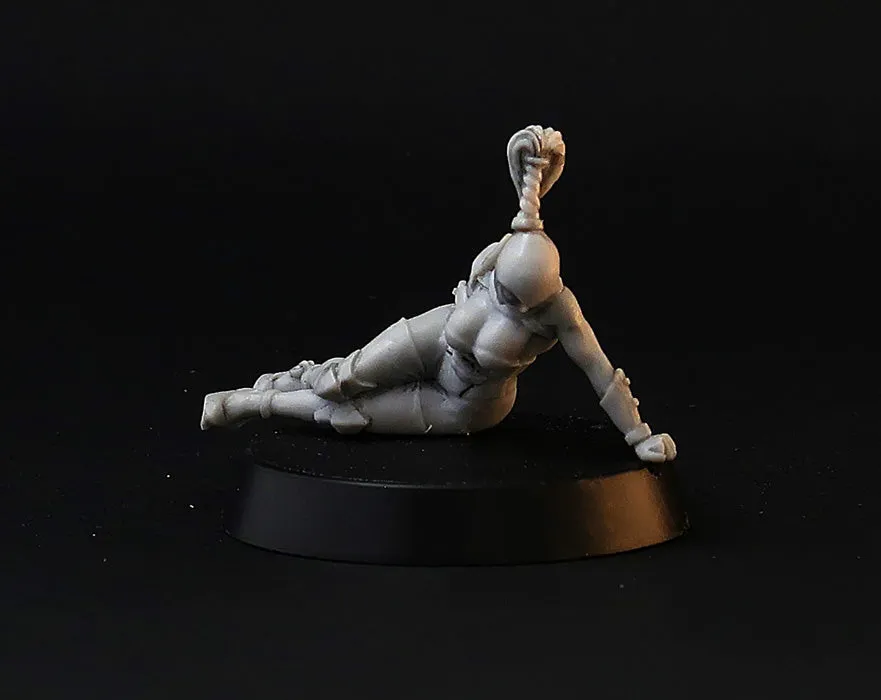 Brother Vinni Wounded Sister figurine résine 28 mm marqueur