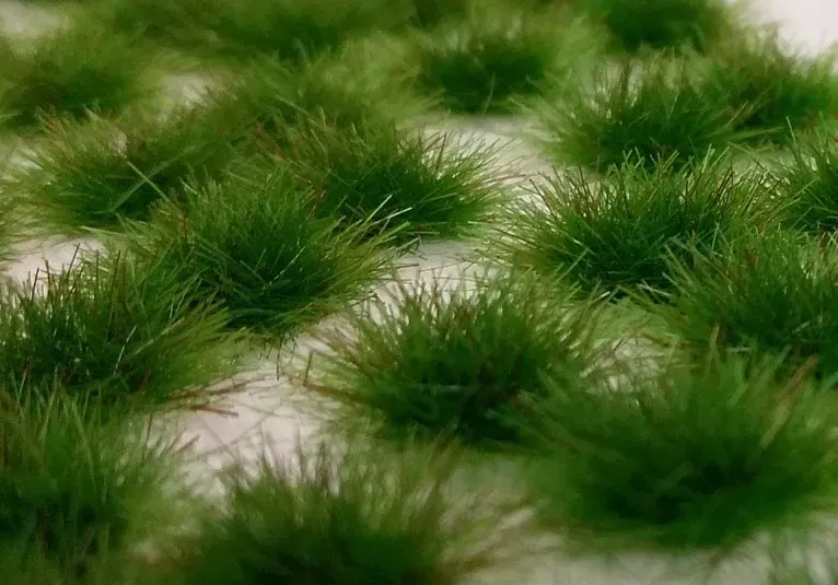 Albion Model Scene Two coloured tufts Early Summer touffes d’herbe