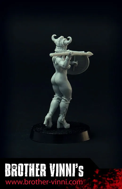 Brother Vinni Naked Amazon figurine résine 32mm adulte