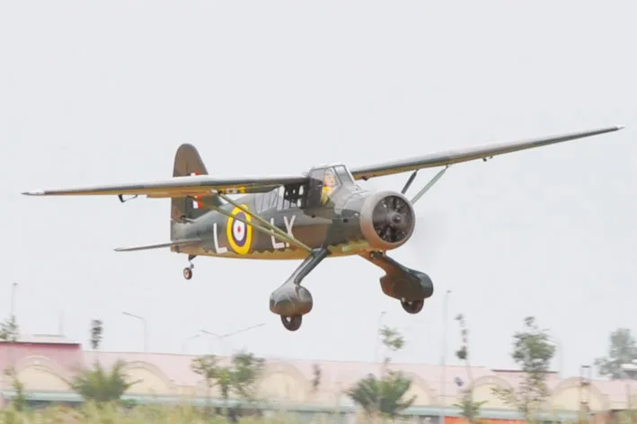 Black Horse Model BH170 Westland Lysander avion RC 2540mm ARF