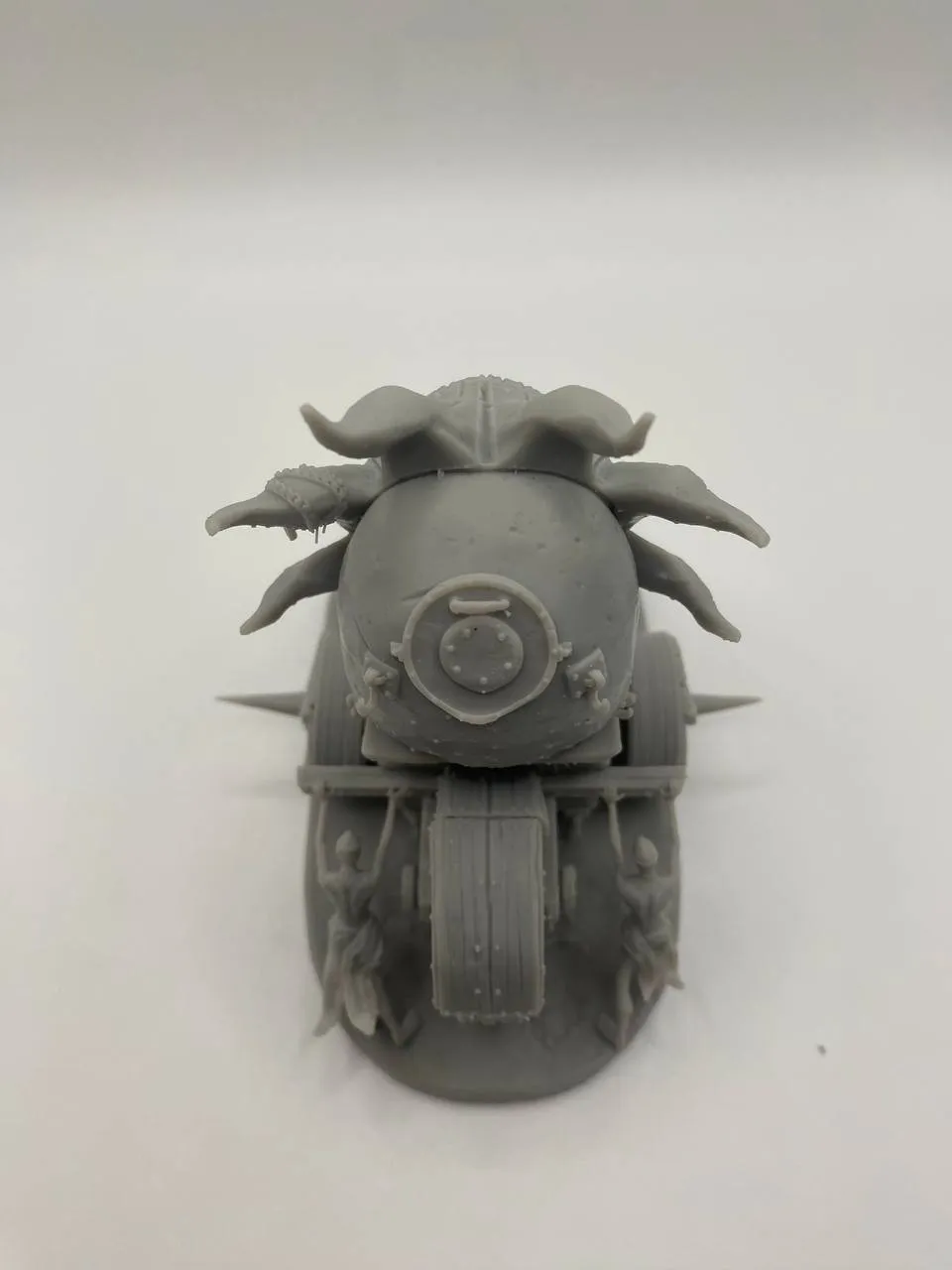 Epic Forge Machine de Guerre Démoniaque figurine résine 10K