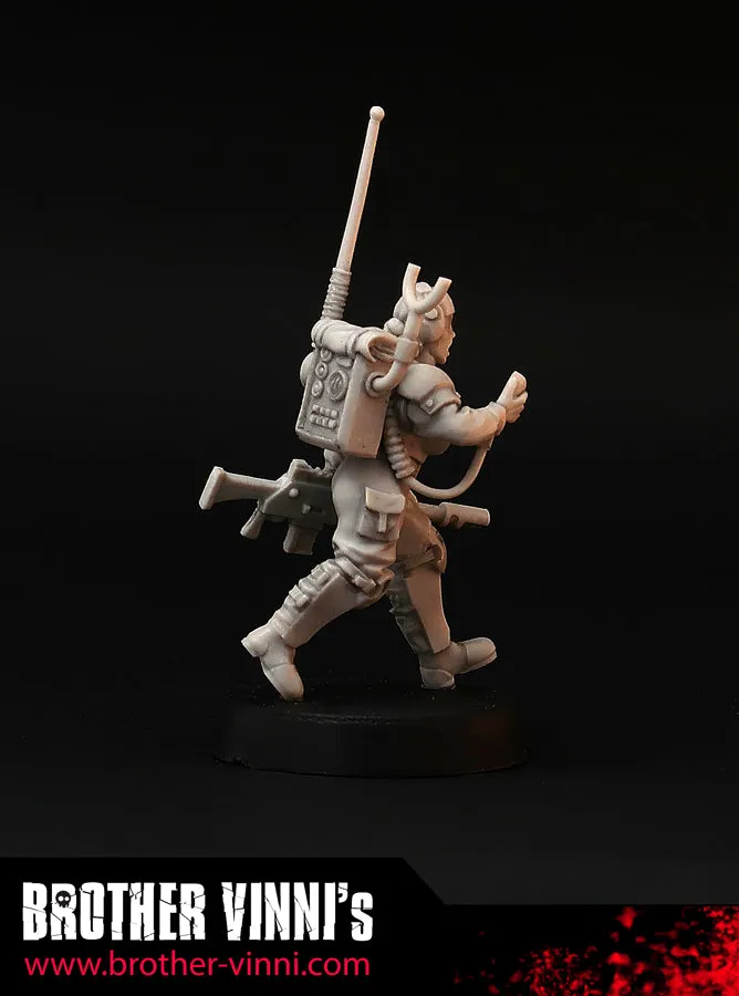 Brother Vinni Special Unit Opératrice Radio figurine 28mm