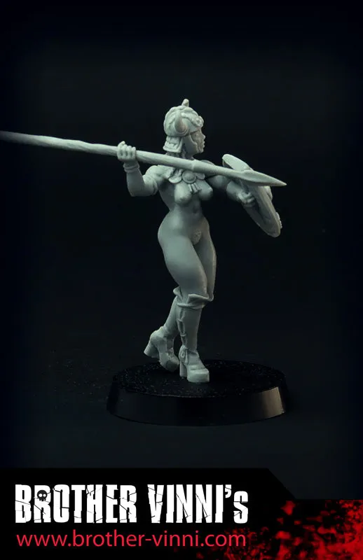 Brother Vinni Naked Amazon figurine résine 32mm adulte