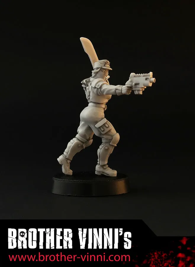 BROTHER VINNI Special Unit Female Guard Sergeant figurine 28-32 mm résine