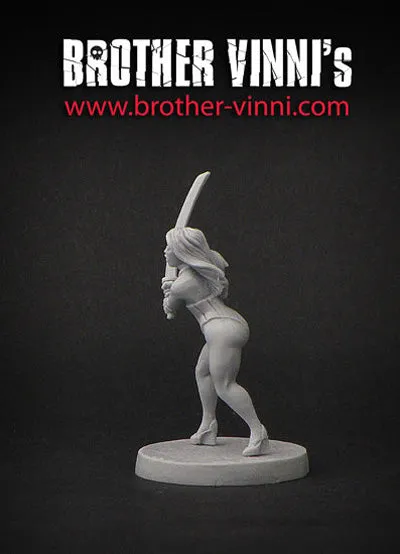Brother Vinni Girl with Sword figurine fantasy 28 mm katana