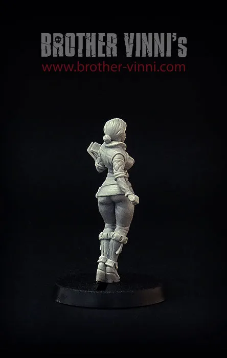 BROTHER VINNI Sorceress figurine fantasy 28 mm résine non peinte