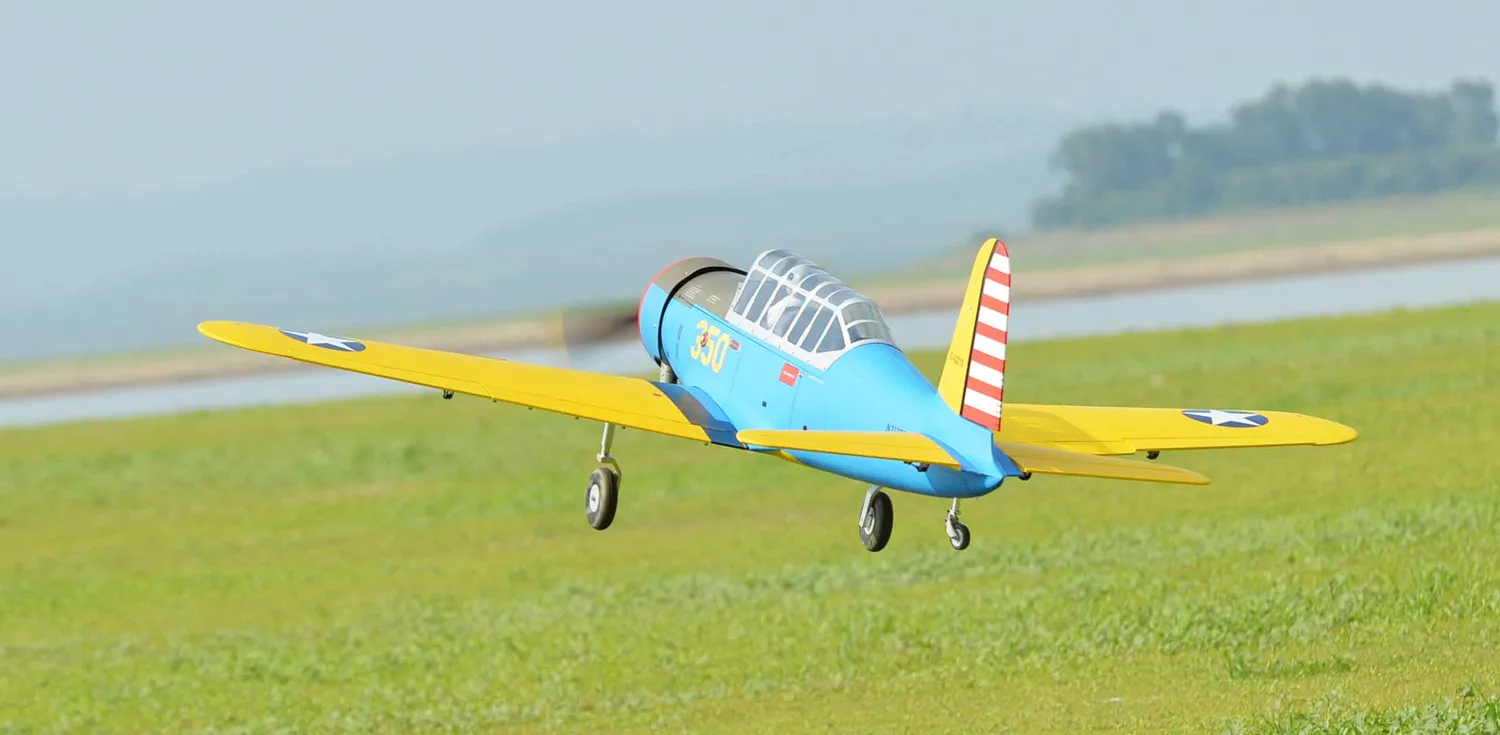 Black Horse Model BH209 BT-13 avion RC ARF 50-60cc 2286mm