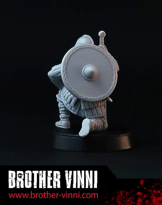 Brother Vinni chevalier au repos figurine résine 28mm SAGA