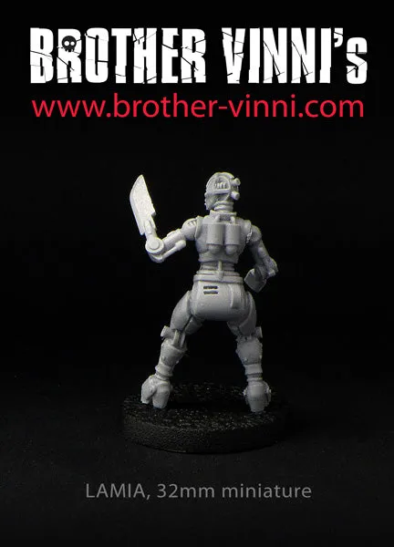 Brother Vinni Female Robot figurine résine 28mm non peinte