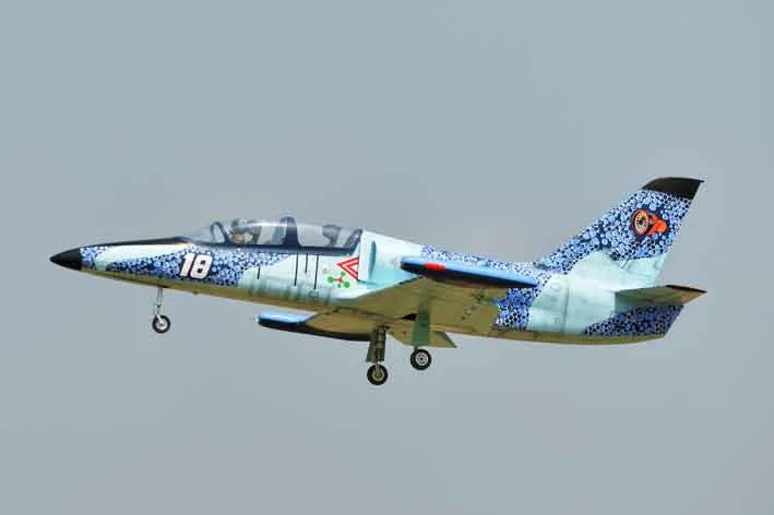 Black Horse Model BH190 L-39 Albatros 1,890mm jet turbine