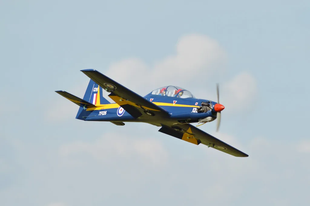 Black Horse Model Super Tucano BH173-V2 avion RC ARF 1730mm