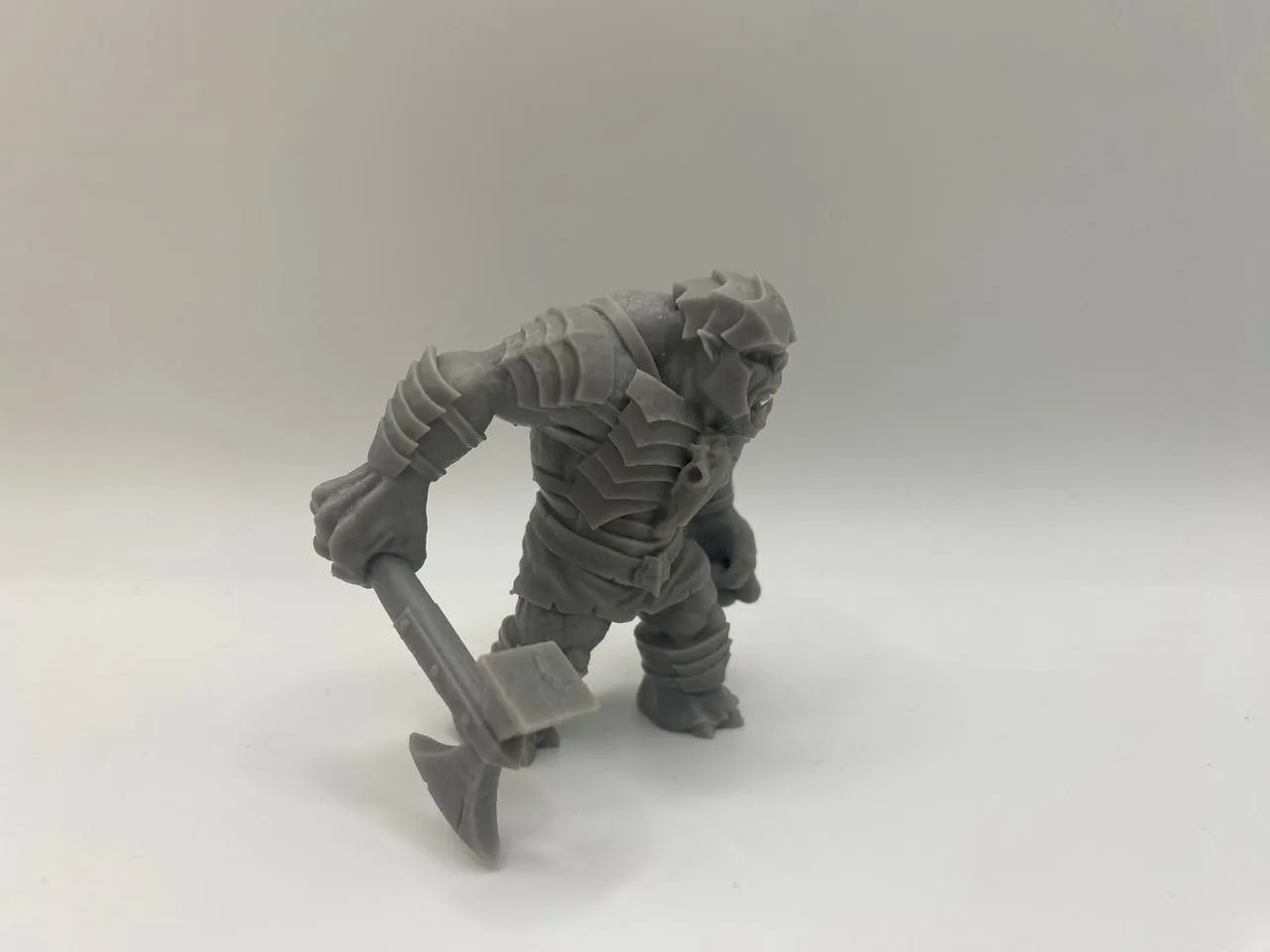 Epic Forge Hommes-bêtes Troll Guerrier figurine hache