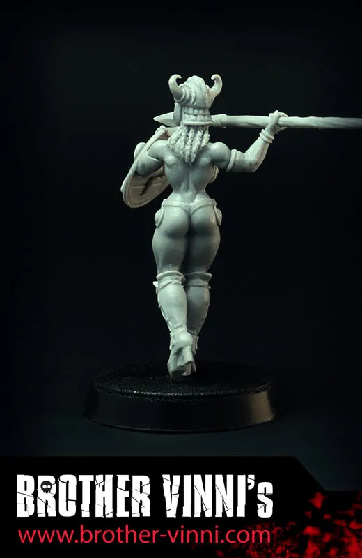 Brother Vinni Amazone figurine résine 32mm guerrière
