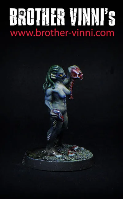 Brother Vinni Female Deep Ones miniature figurine résine 28 mm