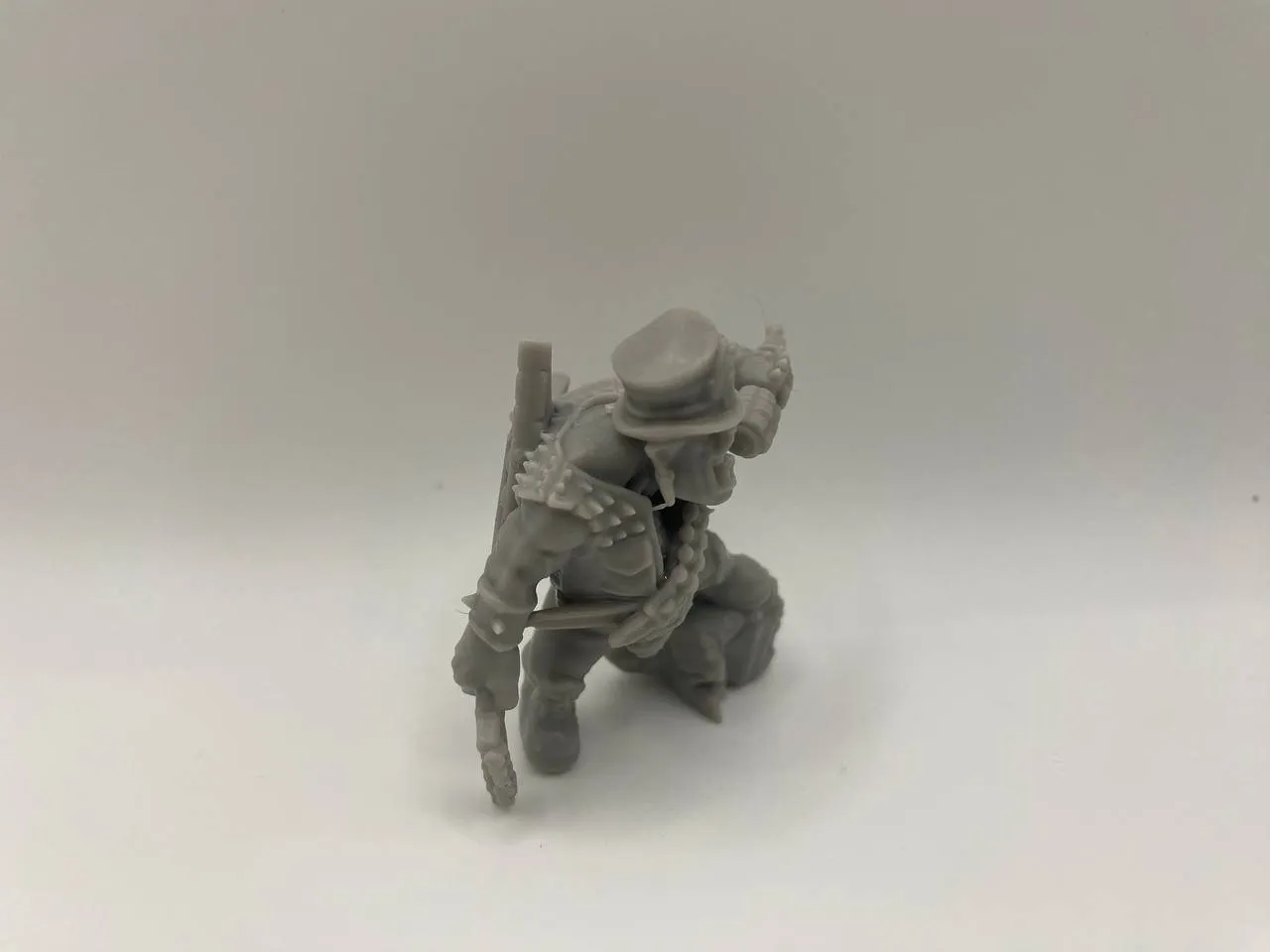 Epic Forge Goff Rockeur figurine résine ork