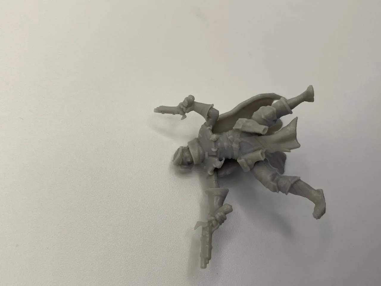 Epic Forge Double Pistolets en Action figurine résine