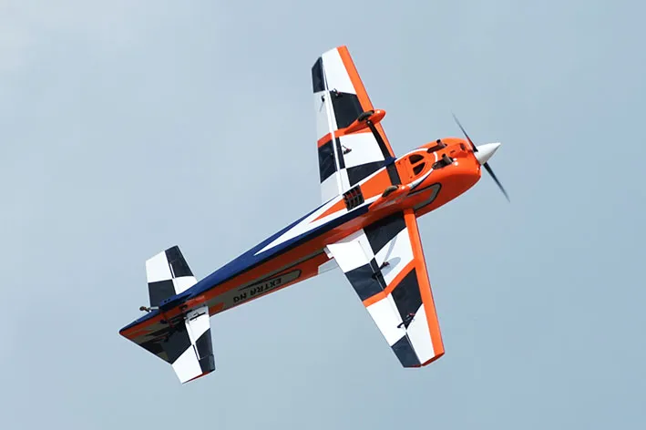 Black Horse Model BH197 Extra NG avion RC ARF 2667 mm