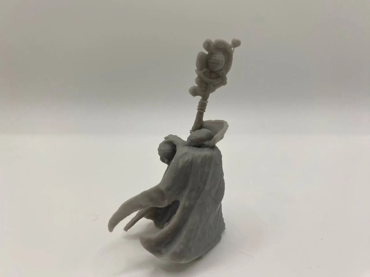 Epic Forge Acolyte Sombre figurine occulte