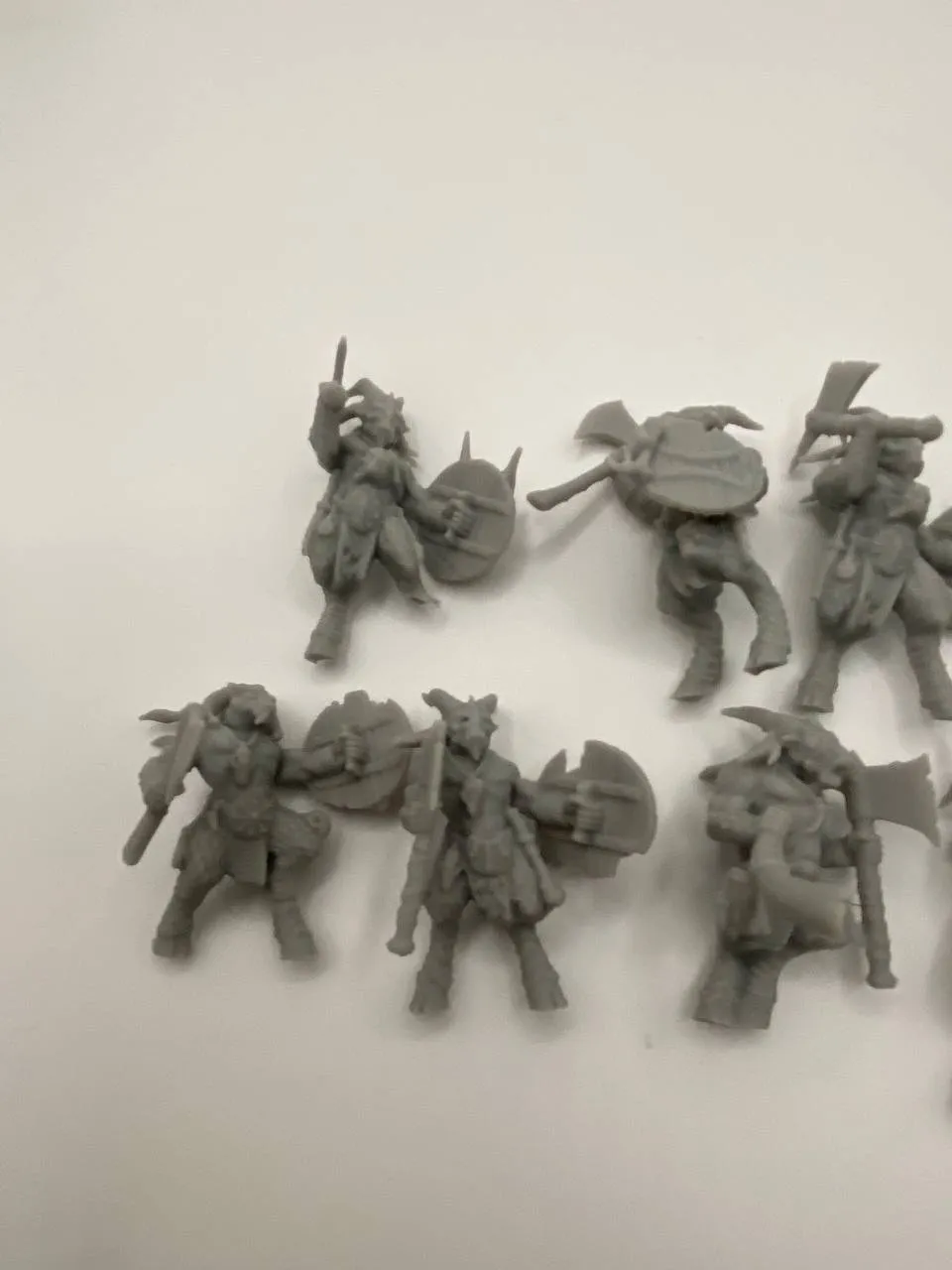 Epic Forge Hommes-bêtes figurines guerriers haches