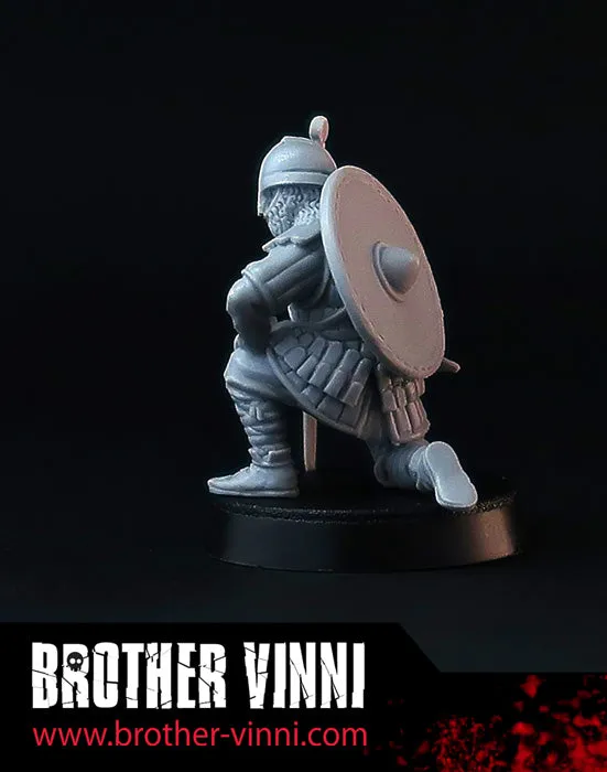 Brother Vinni chevalier au repos figurine résine 28mm SAGA