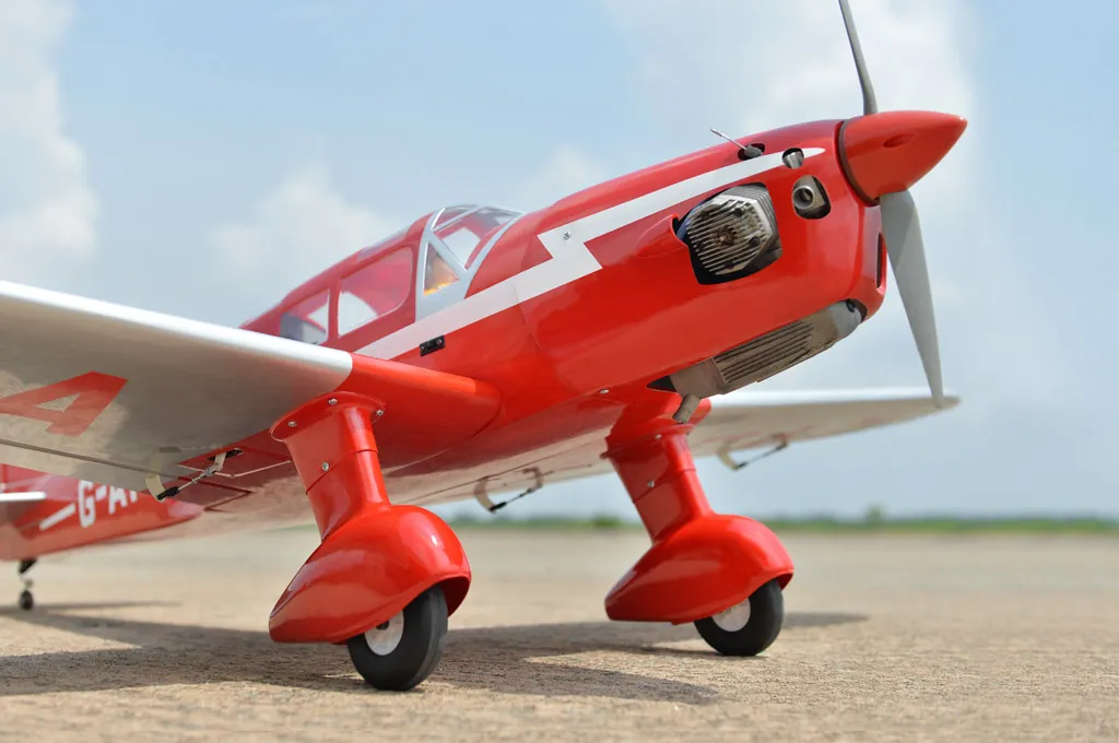 Black Horse BH158 B.A. Eagle avion RC 1790mm 15cc