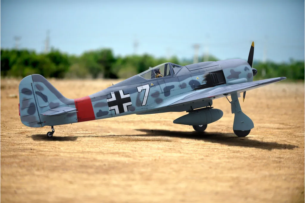 Black Horse BH178 Focke-Wulf FW 190A avion RC ARF 2600 mm