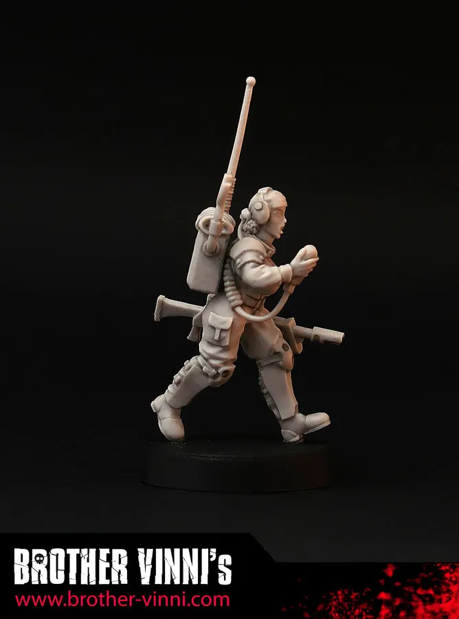 Brother Vinni Special Unit Opératrice Radio figurine 28mm