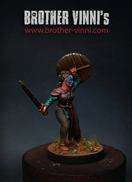 Brother Vinni Astrid figurine résine 28mm guerrière viking
