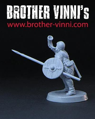 BROTHER VINNI Female Viking Trumpeter figurine 28 mm résine