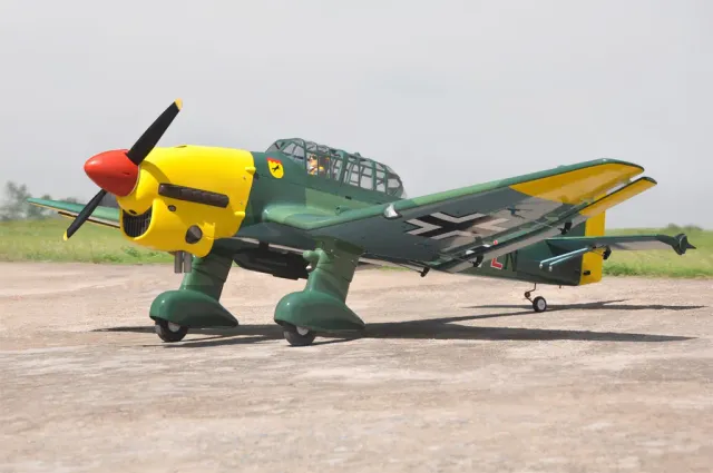 Black Horse Model BH169 Junkers Ju 87 Stuka avion RC 60cc ARF