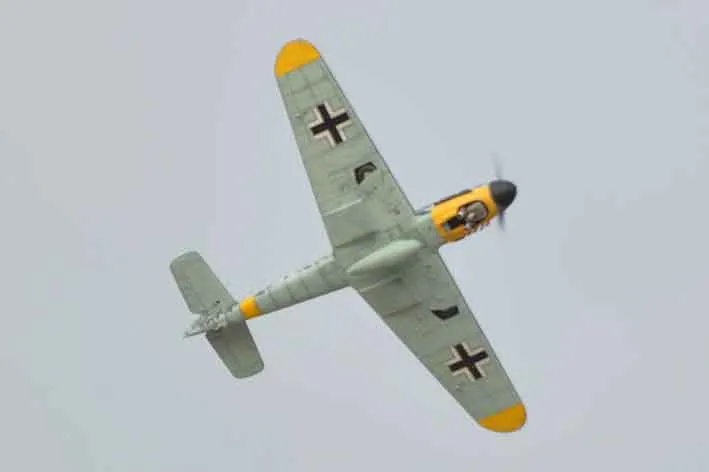 Black Horse Model BF 109G BH188 avion RC 2255mm