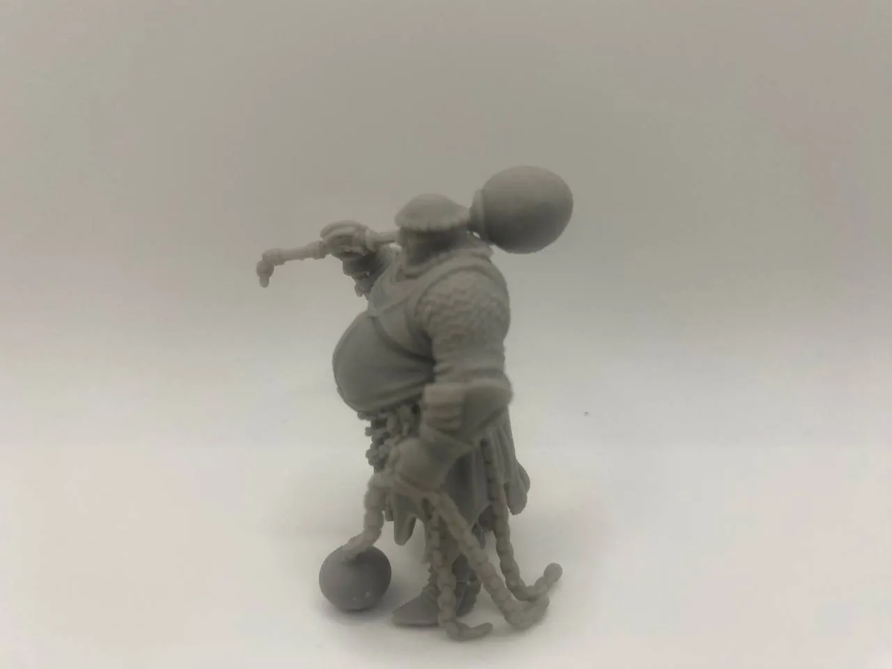 Epic Forge Capitaine des Cachots figurine résine