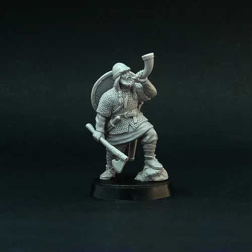 Brother Vinni Viking Trumpeter figurine résine 28mm cor