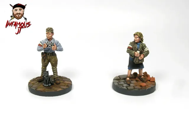 Infamous JT Héros Polonais photographe infirmière figurines 28mm