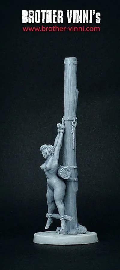 Brother Vinni Femme au Poteau figurine résine 28mm érotique