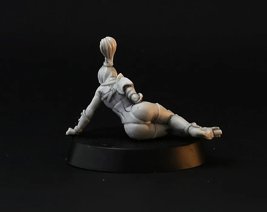 Brother Vinni Wounded Sister figurine résine 28 mm marqueur