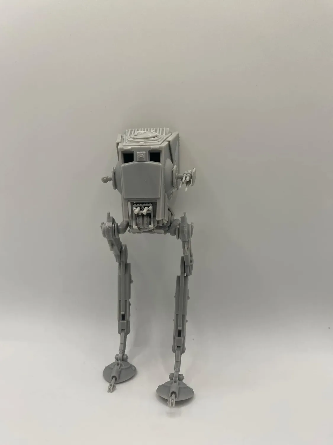 Epic Forge Mech de Reconnaissance Armé Quadrupède véhicule