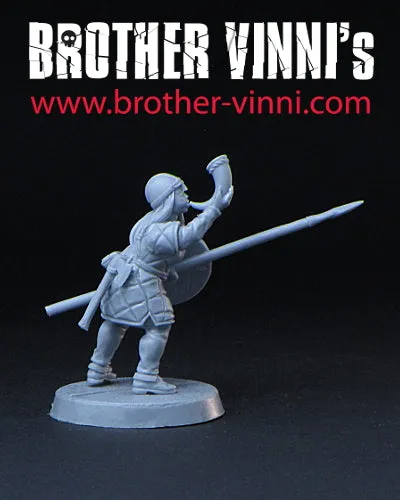 BROTHER VINNI Female Viking Trumpeter figurine 28 mm résine
