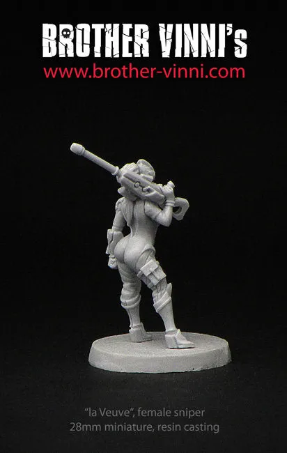 Brother Vinni Female Sniper figurine résine 28mm soldat