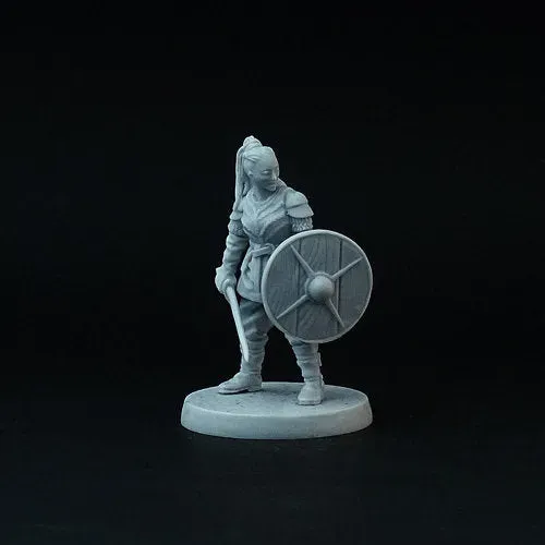 Brother Vinni Shield Maiden figurine résine 28mm viking
