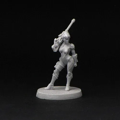 Brother Vinni Female Sniper figurine résine 28mm soldat