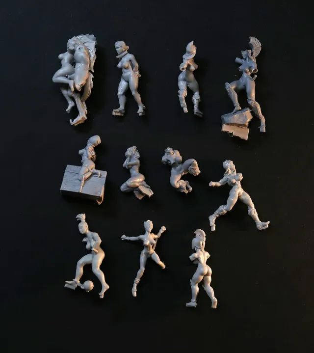 Brother Vinni Broken miniature Bits corps féminins 28 mm 11 pièces résine