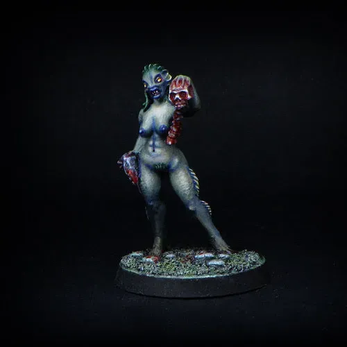 Brother Vinni Female Deep Ones miniature figurine résine 28 mm
